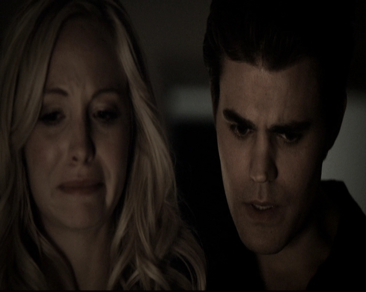 VampireDiariesWorld-dot-nl_6x14Stay2135.jpg