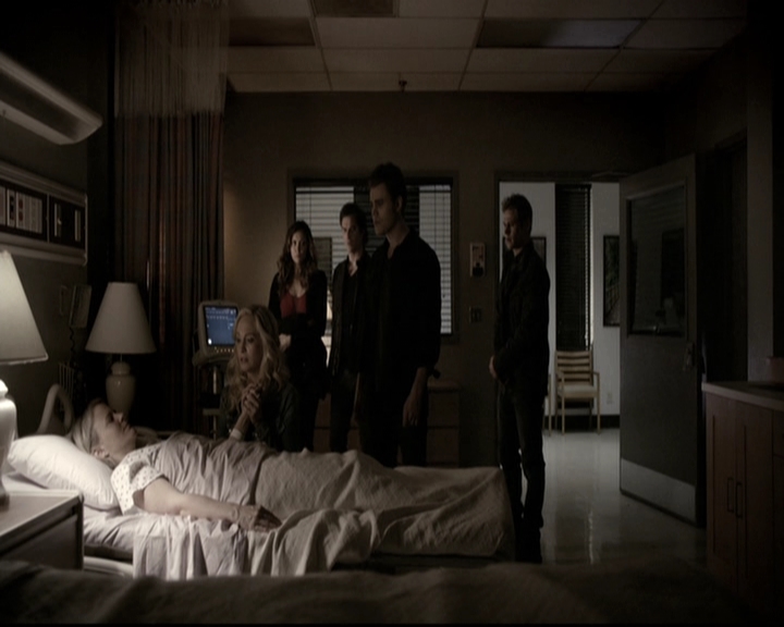 VampireDiariesWorld-dot-nl_6x14Stay2240.jpg