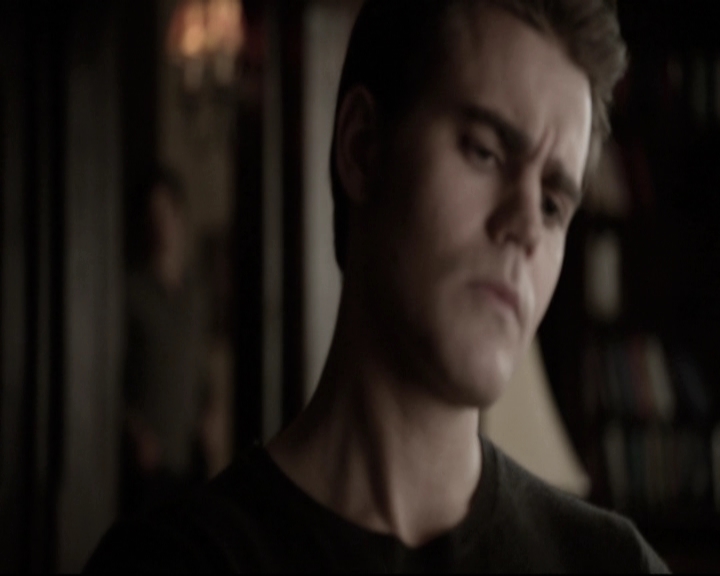 VampireDiariesWorld-dot-nl_6x15LetHerGo-deletedscenes0074.jpg