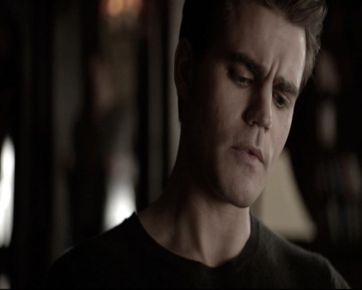 VampireDiariesWorld-dot-nl_6x15LetHerGo-deletedscenes0086.jpg