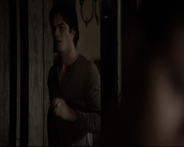 VampireDiariesWorld-dot-nl_6x15LetHerGo-deletedscenes0094.jpg