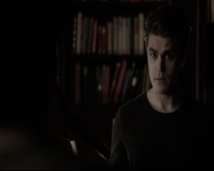 VampireDiariesWorld-dot-nl_6x15LetHerGo-deletedscenes0111.jpg