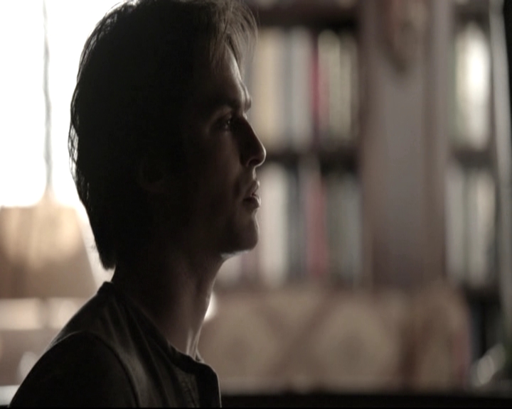 VampireDiariesWorld-dot-nl_6x15LetHerGo-deletedscenes0122.jpg