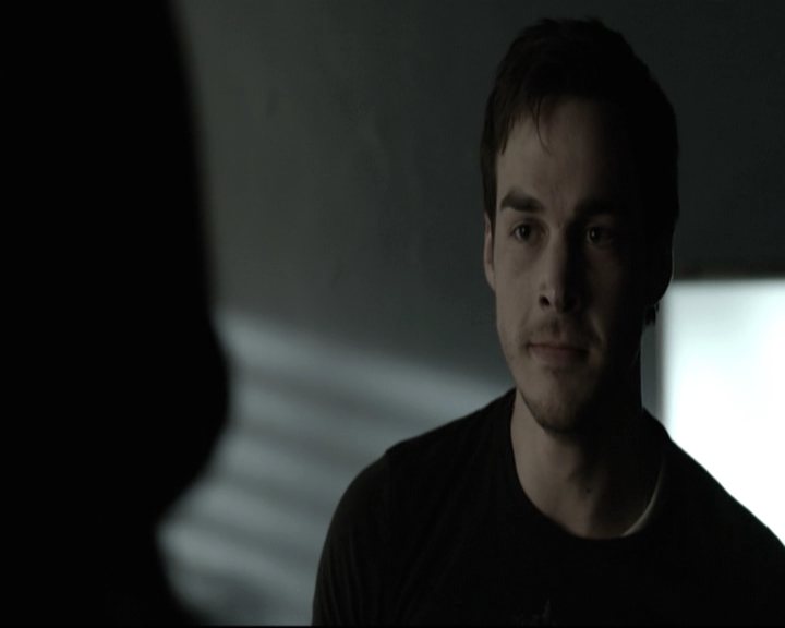 VampireDiariesWorld-dot-nl_6x15LetHerGo-deletedscenes0242.jpg