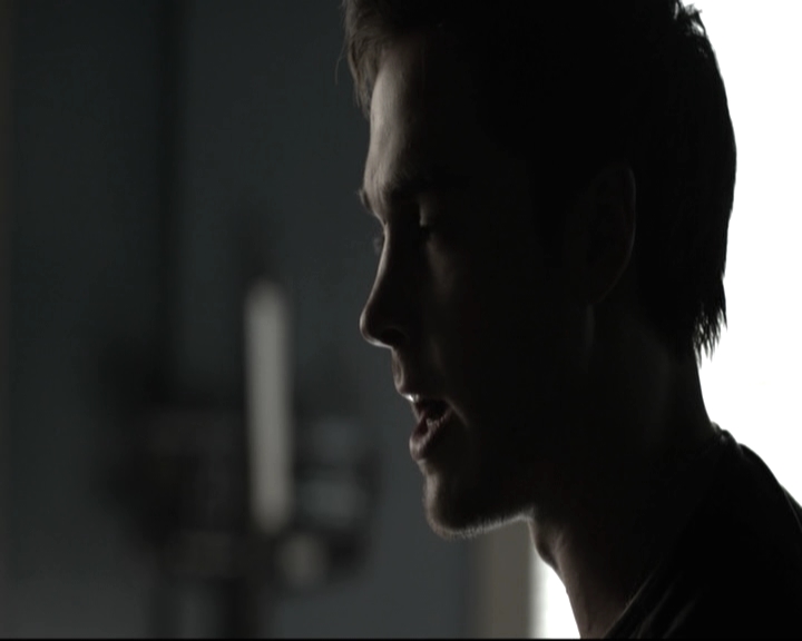 VampireDiariesWorld-dot-nl_6x15LetHerGo-deletedscenes0275.jpg