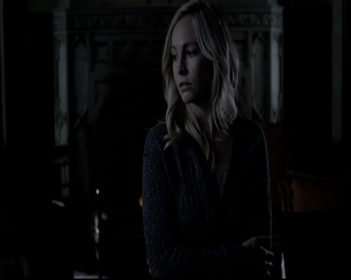 VampireDiariesWorld-dot-nl_6x15LetHerGo0082.jpg