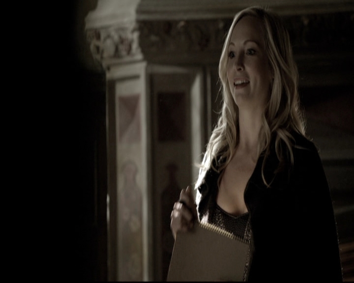 VampireDiariesWorld-dot-nl_6x15LetHerGo0222.jpg