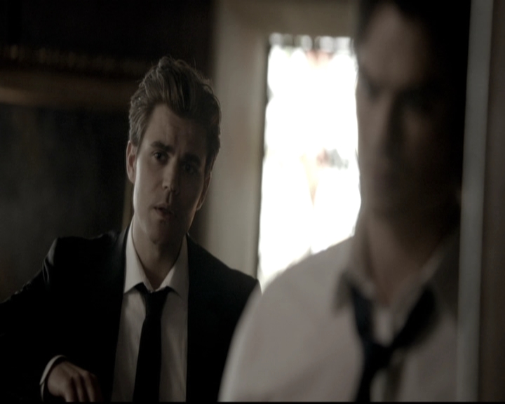 VampireDiariesWorld-dot-nl_6x15LetHerGo0462.jpg