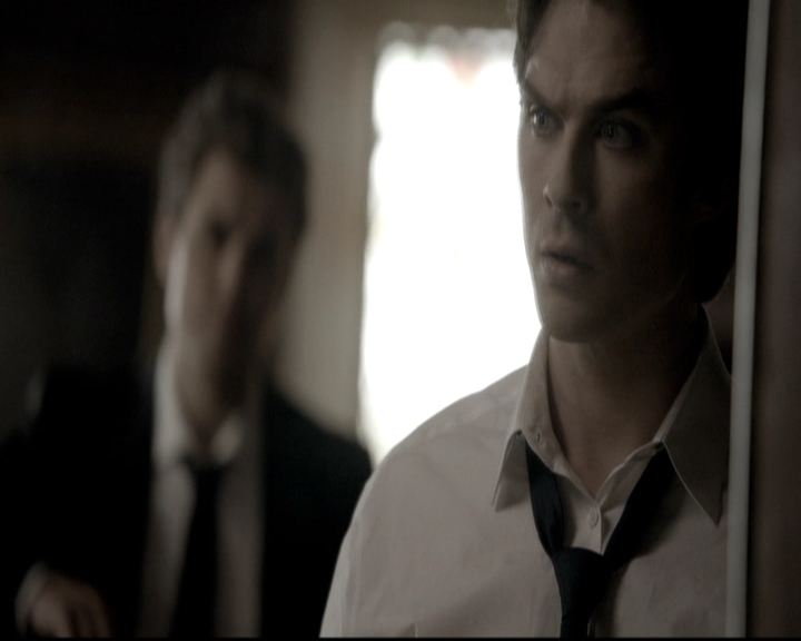 VampireDiariesWorld-dot-nl_6x15LetHerGo0464.jpg