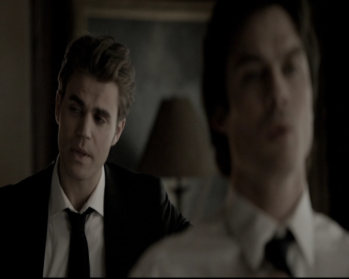 VampireDiariesWorld-dot-nl_6x15LetHerGo0481.jpg