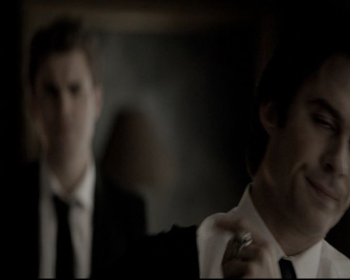 VampireDiariesWorld-dot-nl_6x15LetHerGo0504.jpg