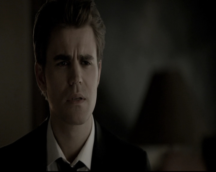 VampireDiariesWorld-dot-nl_6x15LetHerGo0508.jpg