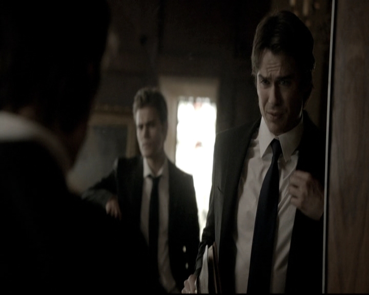 VampireDiariesWorld-dot-nl_6x15LetHerGo0511.jpg