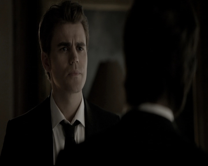 VampireDiariesWorld-dot-nl_6x15LetHerGo0516.jpg