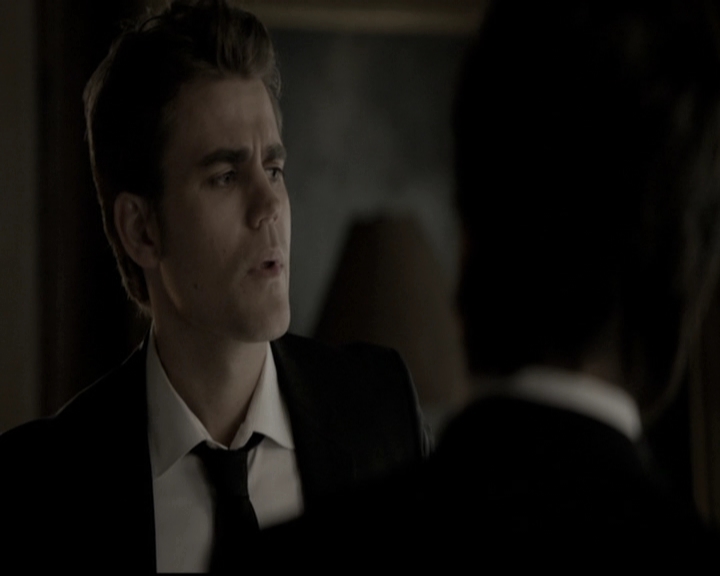 VampireDiariesWorld-dot-nl_6x15LetHerGo0517.jpg