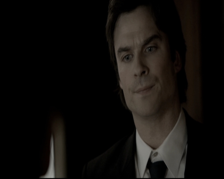 VampireDiariesWorld-dot-nl_6x15LetHerGo0526.jpg