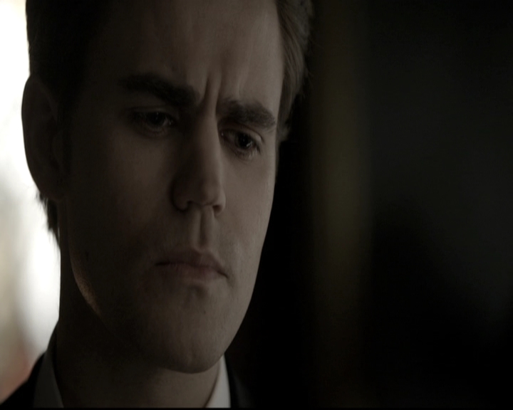 VampireDiariesWorld-dot-nl_6x15LetHerGo0533.jpg