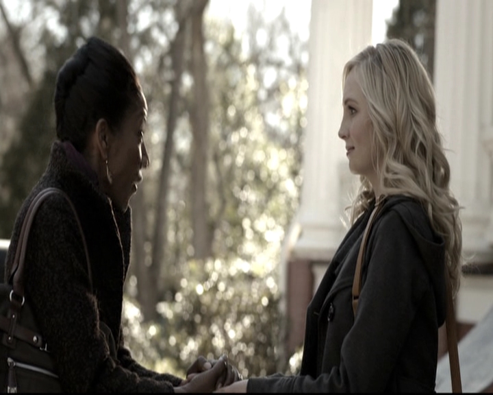 VampireDiariesWorld-dot-nl_6x15LetHerGo0539.jpg