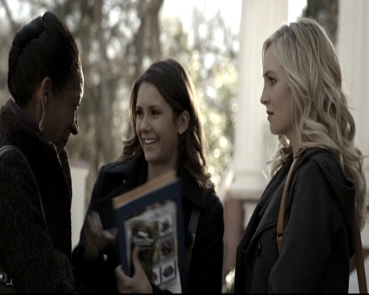 VampireDiariesWorld-dot-nl_6x15LetHerGo0542.jpg