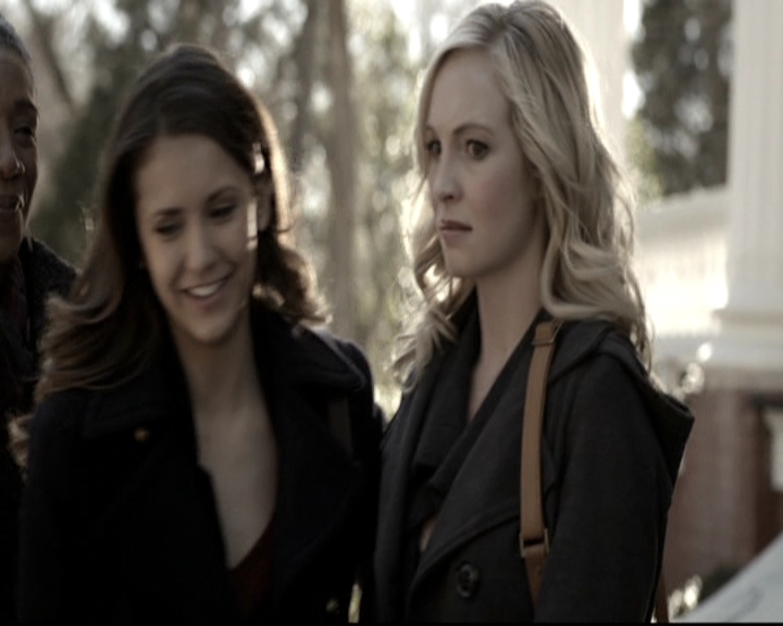 VampireDiariesWorld-dot-nl_6x15LetHerGo0544.jpg