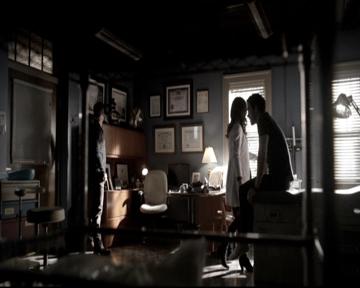 VampireDiariesWorld-dot-nl_6x15LetHerGo0598.jpg