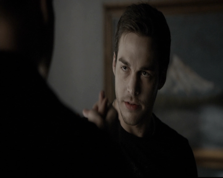 VampireDiariesWorld-dot-nl_6x15LetHerGo0660.jpg