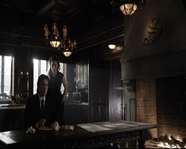 VampireDiariesWorld-dot-nl_6x15LetHerGo0741.jpg