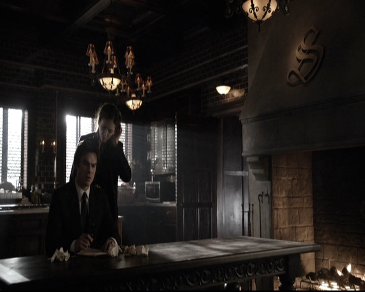 VampireDiariesWorld-dot-nl_6x15LetHerGo0743.jpg