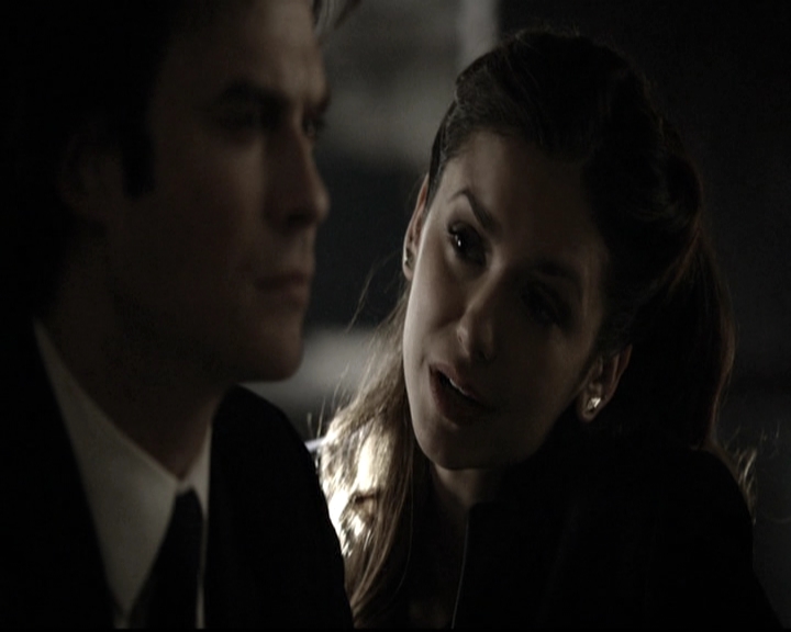 VampireDiariesWorld-dot-nl_6x15LetHerGo0764.jpg