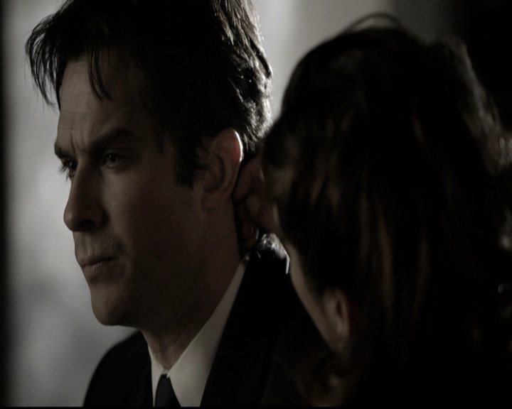 VampireDiariesWorld-dot-nl_6x15LetHerGo0770.jpg