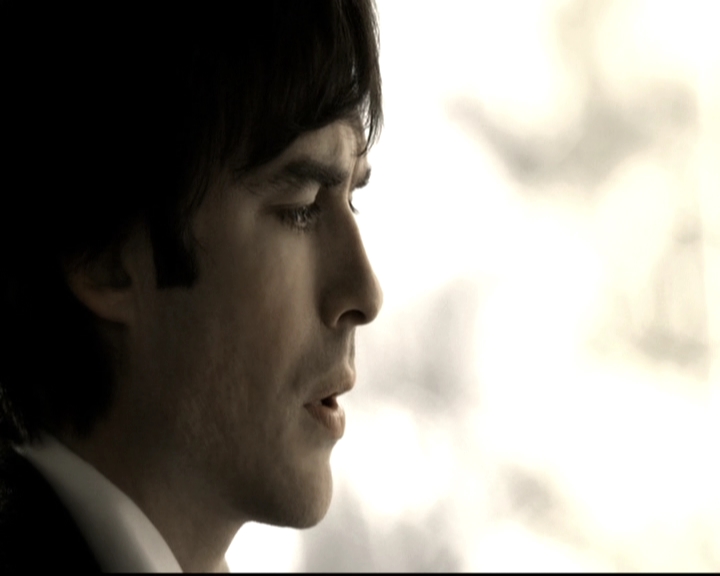 VampireDiariesWorld-dot-nl_6x15LetHerGo0809.jpg