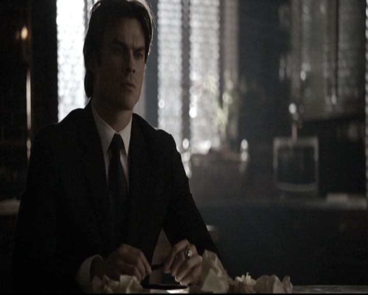 VampireDiariesWorld-dot-nl_6x15LetHerGo0822.jpg