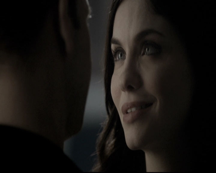 VampireDiariesWorld-dot-nl_6x15LetHerGo0879.jpg