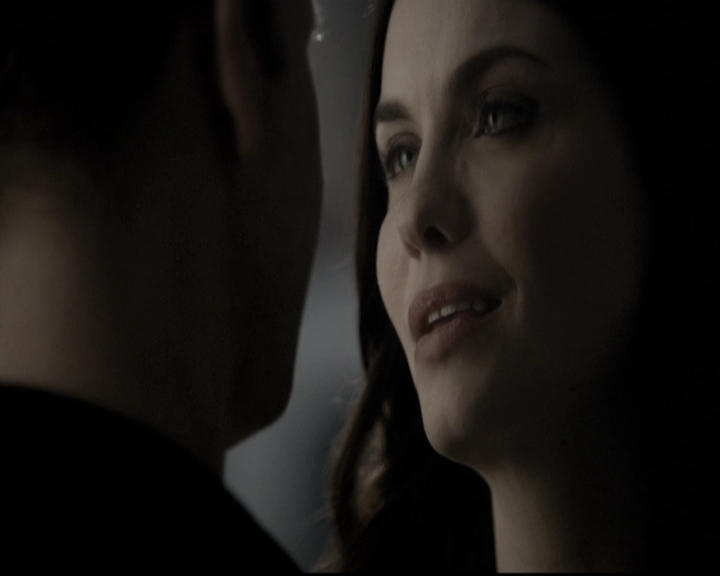 VampireDiariesWorld-dot-nl_6x15LetHerGo0881.jpg