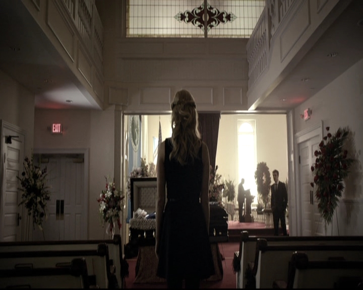 VampireDiariesWorld-dot-nl_6x15LetHerGo0906.jpg