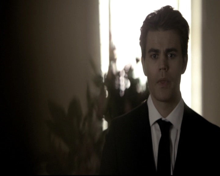 VampireDiariesWorld-dot-nl_6x15LetHerGo0908.jpg