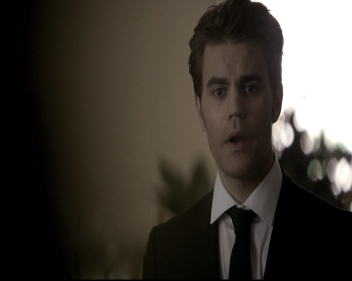 VampireDiariesWorld-dot-nl_6x15LetHerGo0914.jpg