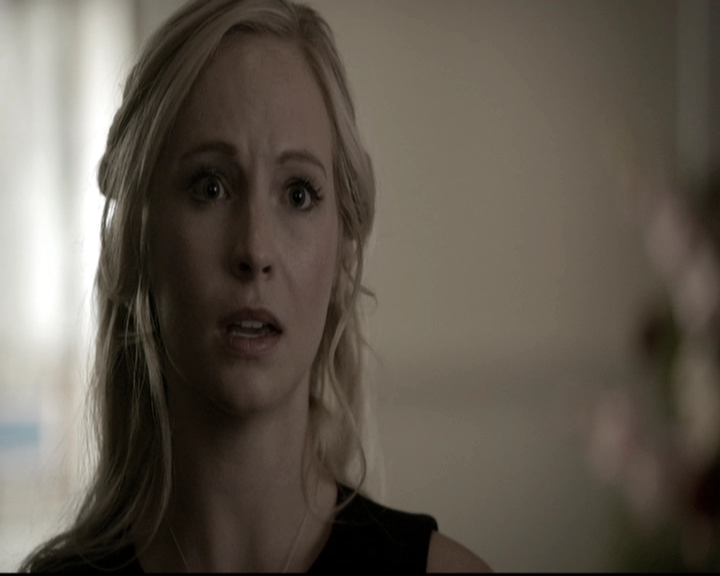 VampireDiariesWorld-dot-nl_6x15LetHerGo0916.jpg