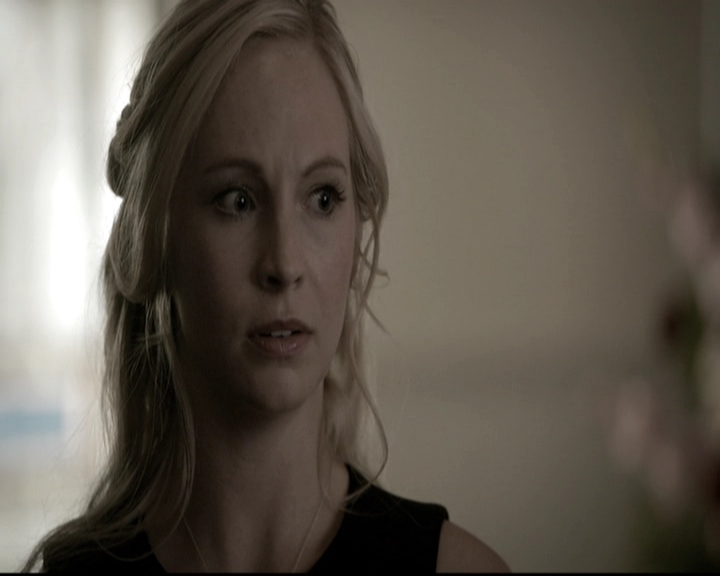 VampireDiariesWorld-dot-nl_6x15LetHerGo0921.jpg