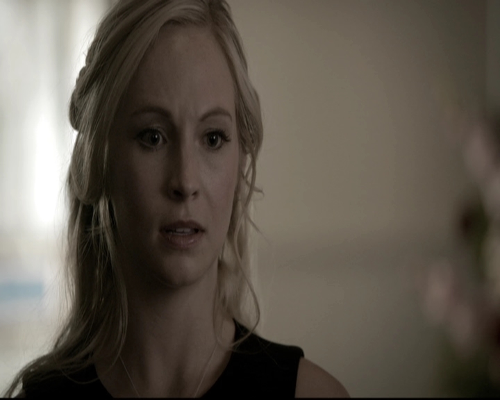 VampireDiariesWorld-dot-nl_6x15LetHerGo0924.jpg