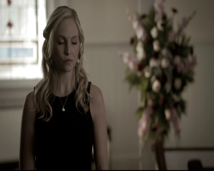 VampireDiariesWorld-dot-nl_6x15LetHerGo0931.jpg