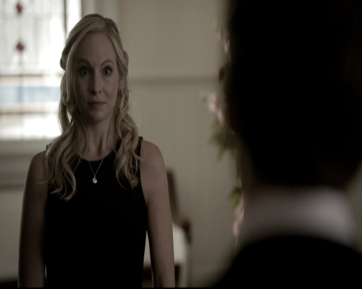 VampireDiariesWorld-dot-nl_6x15LetHerGo0936.jpg