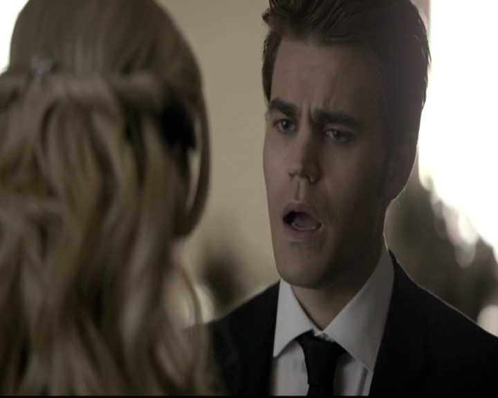 VampireDiariesWorld-dot-nl_6x15LetHerGo0980.jpg