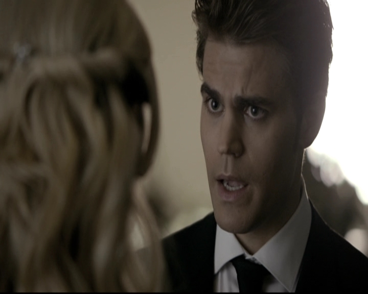 VampireDiariesWorld-dot-nl_6x15LetHerGo0990.jpg