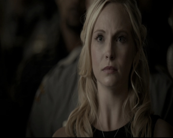 VampireDiariesWorld-dot-nl_6x15LetHerGo1258.jpg