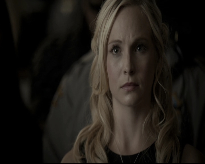 VampireDiariesWorld-dot-nl_6x15LetHerGo1283.jpg