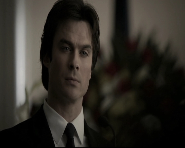 VampireDiariesWorld-dot-nl_6x15LetHerGo1315.jpg