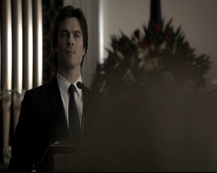 VampireDiariesWorld-dot-nl_6x15LetHerGo1341.jpg