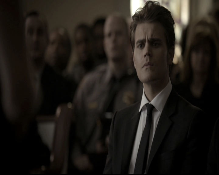 VampireDiariesWorld-dot-nl_6x15LetHerGo1390.jpg