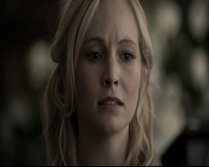 VampireDiariesWorld-dot-nl_6x15LetHerGo1399.jpg